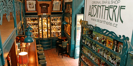 Absintherie, le bar à absinthe de Prague à tester