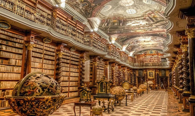 Le Klementinum, plus belle bibliothèque de Prague