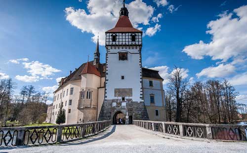 château de blatna, l'un des plus beaux chateaux en République Tchèque