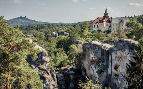 château de hruba skala, l'un des plus beaux chateaux en République Tchèque