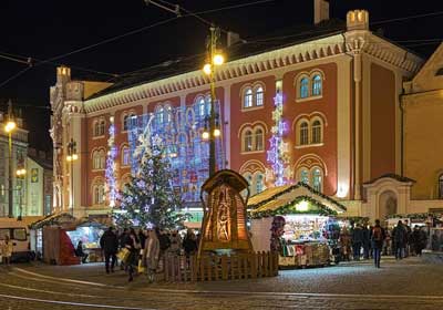 Les marchés de Noël à Prague en 2023 sur la place de la République