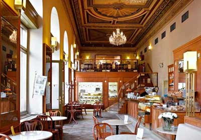 Café Savoy : l'un des cafés de Prague lié au communisme