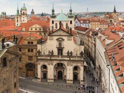 Église Saint-Sauveur de Prague (Kostel Nejsvětějšího Salvátora) une des belles églises de Prague proche du pont charles