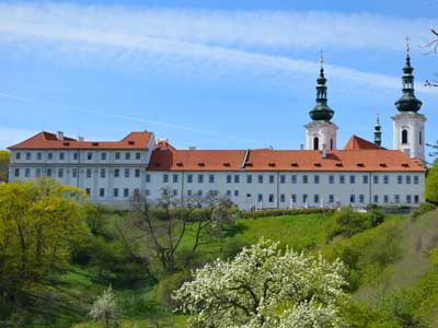 Monastère de Strahov (Strahovský klášter) une des plus belles églises de Prague proche de la colline de Petrin