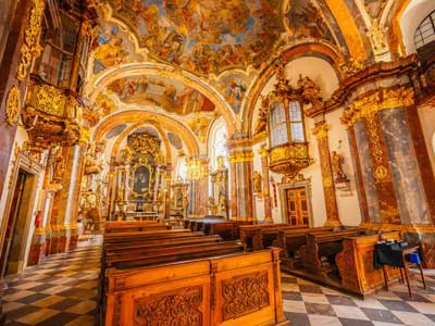 Sanctuaire Notre-Dame-de-Lorette (Pražská Loreta) une des plus belles églises de Prague