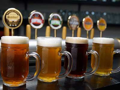 Que faire dans la nouvelle ville de Prague ? boire des bières