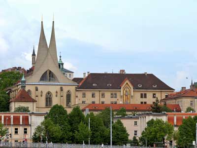 Que faire dans la nouvelle ville de Prague ? voir le couvent Emmaus